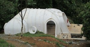 pre-fab-hobbit-holes-5-thumb-640x480-33335.jpg