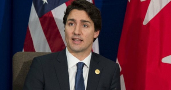 Canada Ready to Receive 250,000 American Refugees in case Trump is Elected President