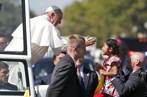 a-5-year-old-u-s-citizen-gave-pope-francis-a-letter-asking-him-to-help-keep-her-parents-in-the-countryftrd